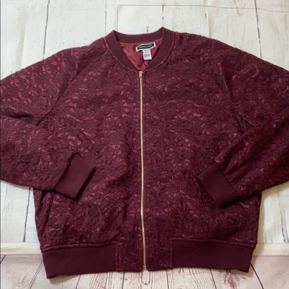 Another story lace light weight bomber jacket SZ L